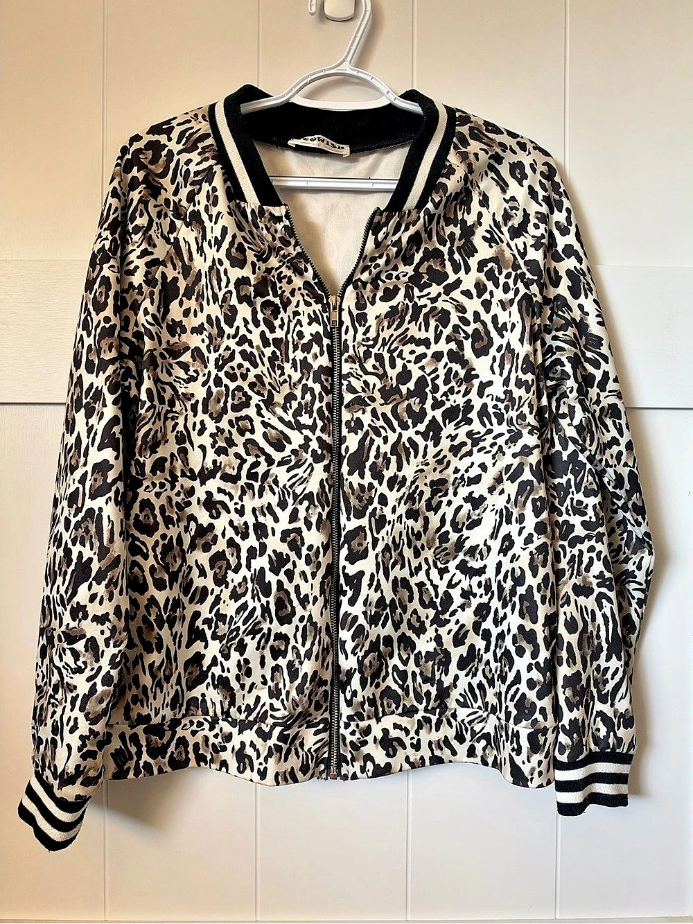 ECOWISH Leopard Print Varsity Jacket in Brown & Black Size Large
